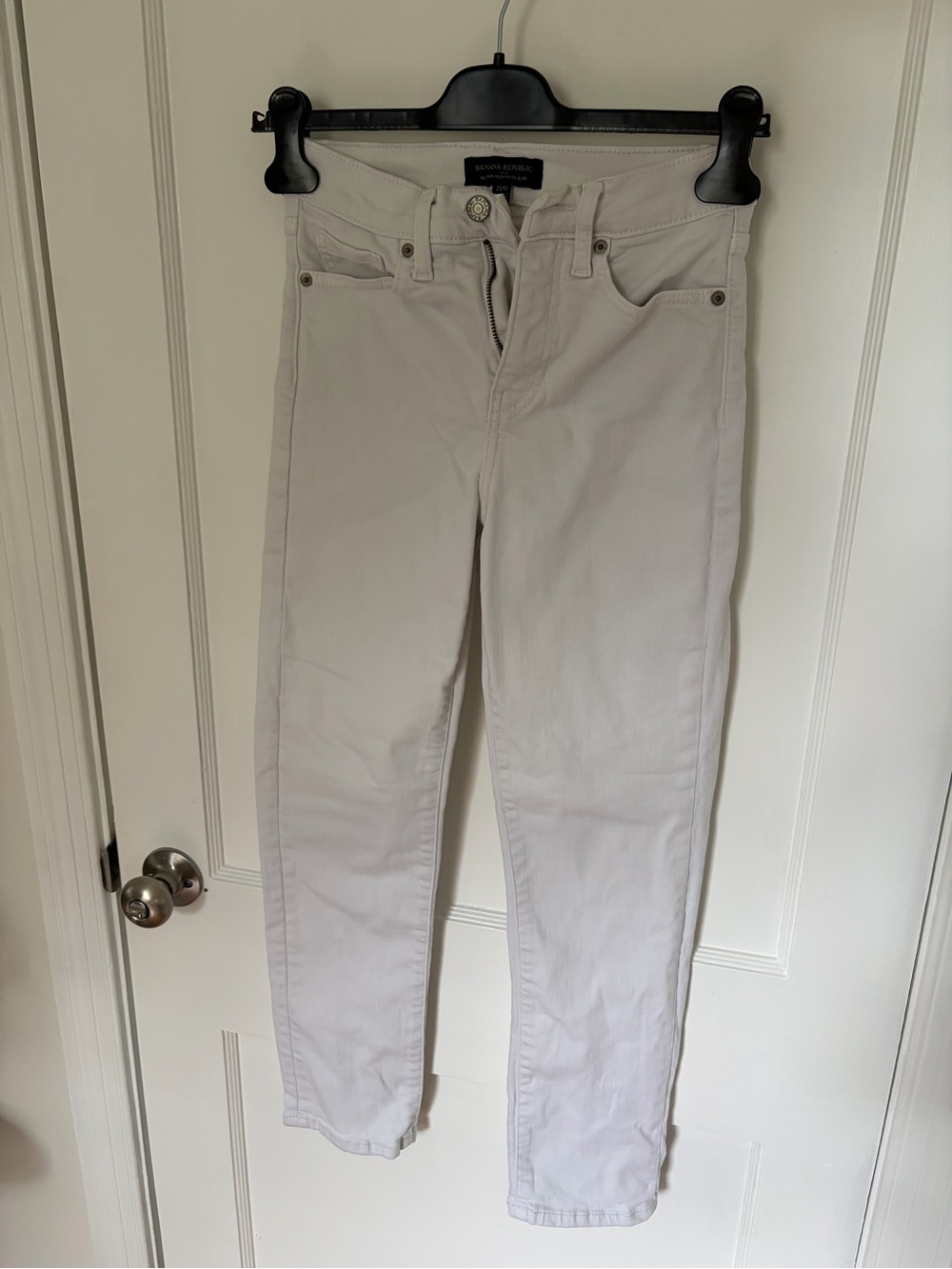 Banana Republic Women's Light Gray Skinny Jeans